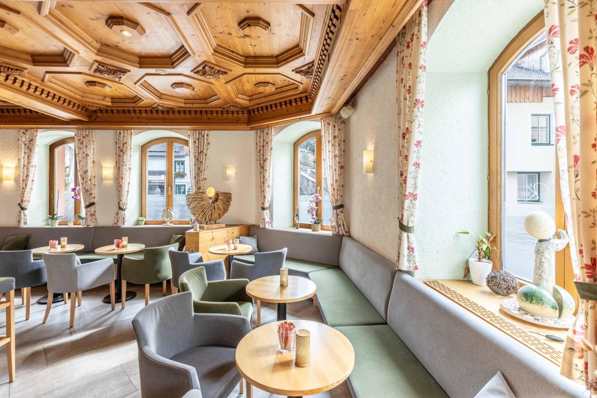 Hotel Post By Keyone Bad Mitterndorf Bagian luar foto