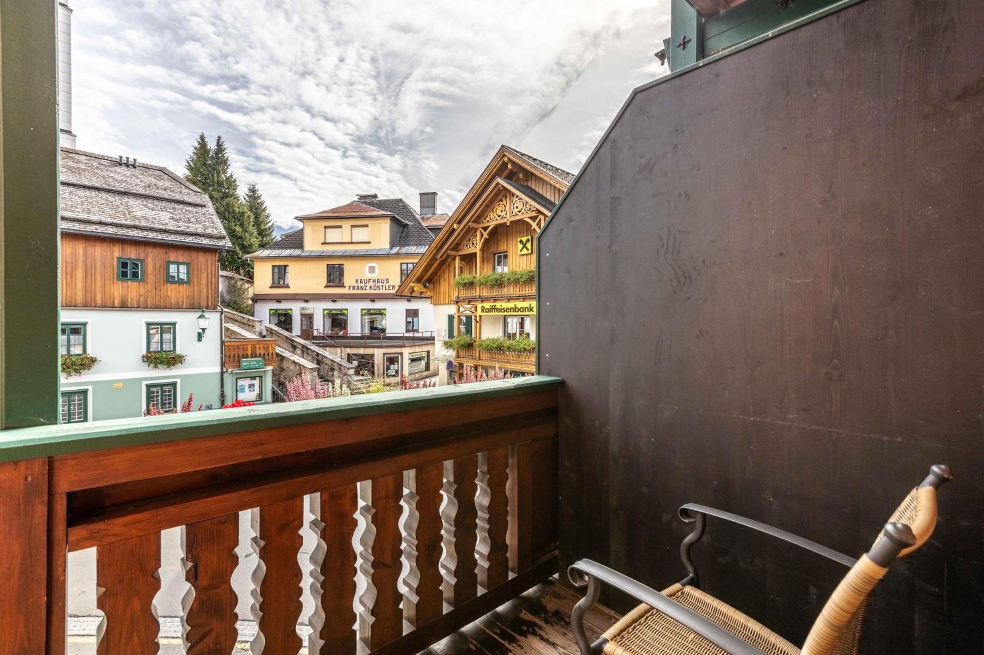 Hotel Post By Keyone Bad Mitterndorf Bagian luar foto