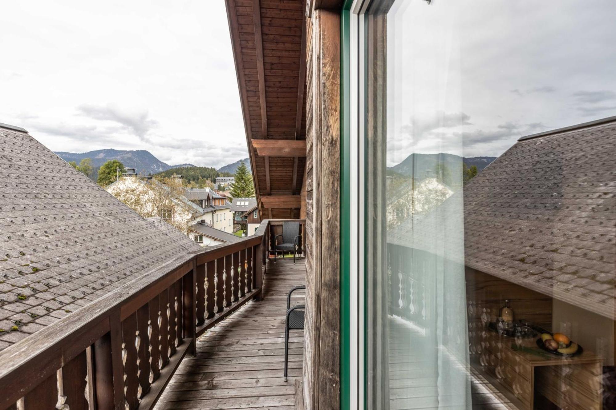 Hotel Post By Keyone Bad Mitterndorf Bagian luar foto