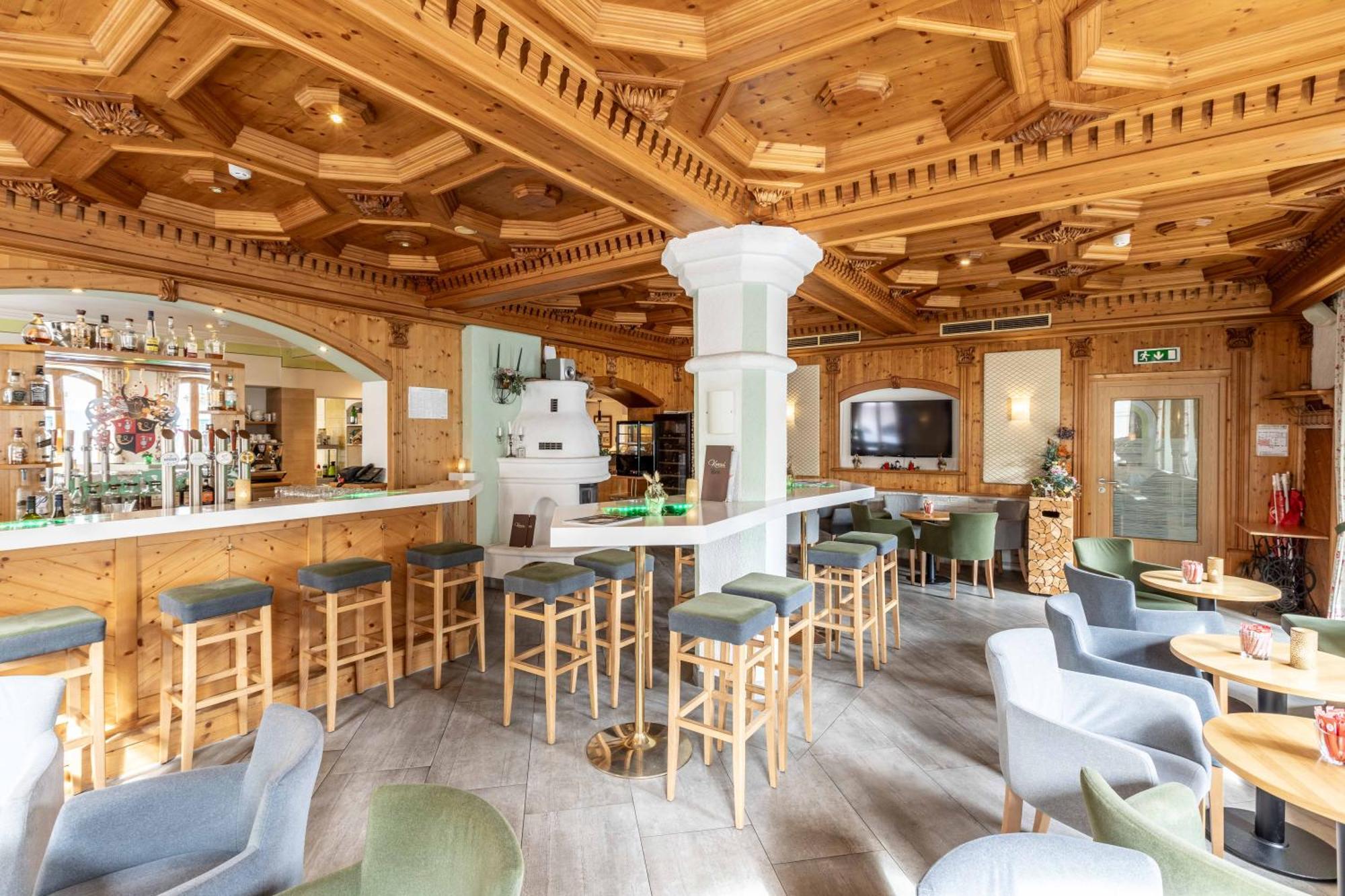 Hotel Post By Keyone Bad Mitterndorf Bagian luar foto