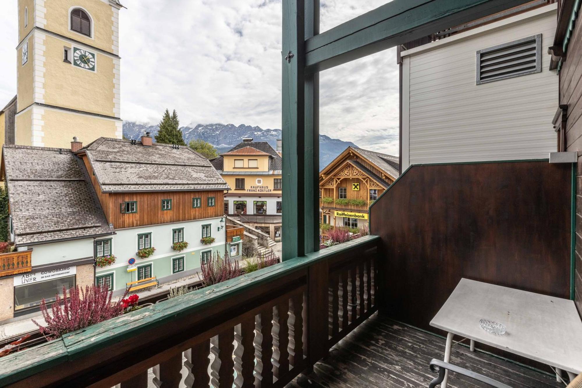 Hotel Post By Keyone Bad Mitterndorf Bagian luar foto