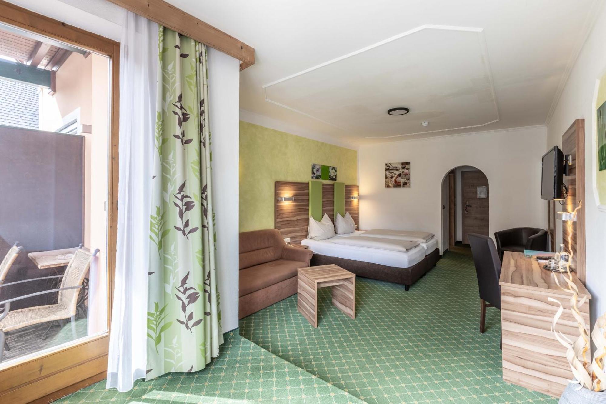 Hotel Post By Keyone Bad Mitterndorf Bagian luar foto