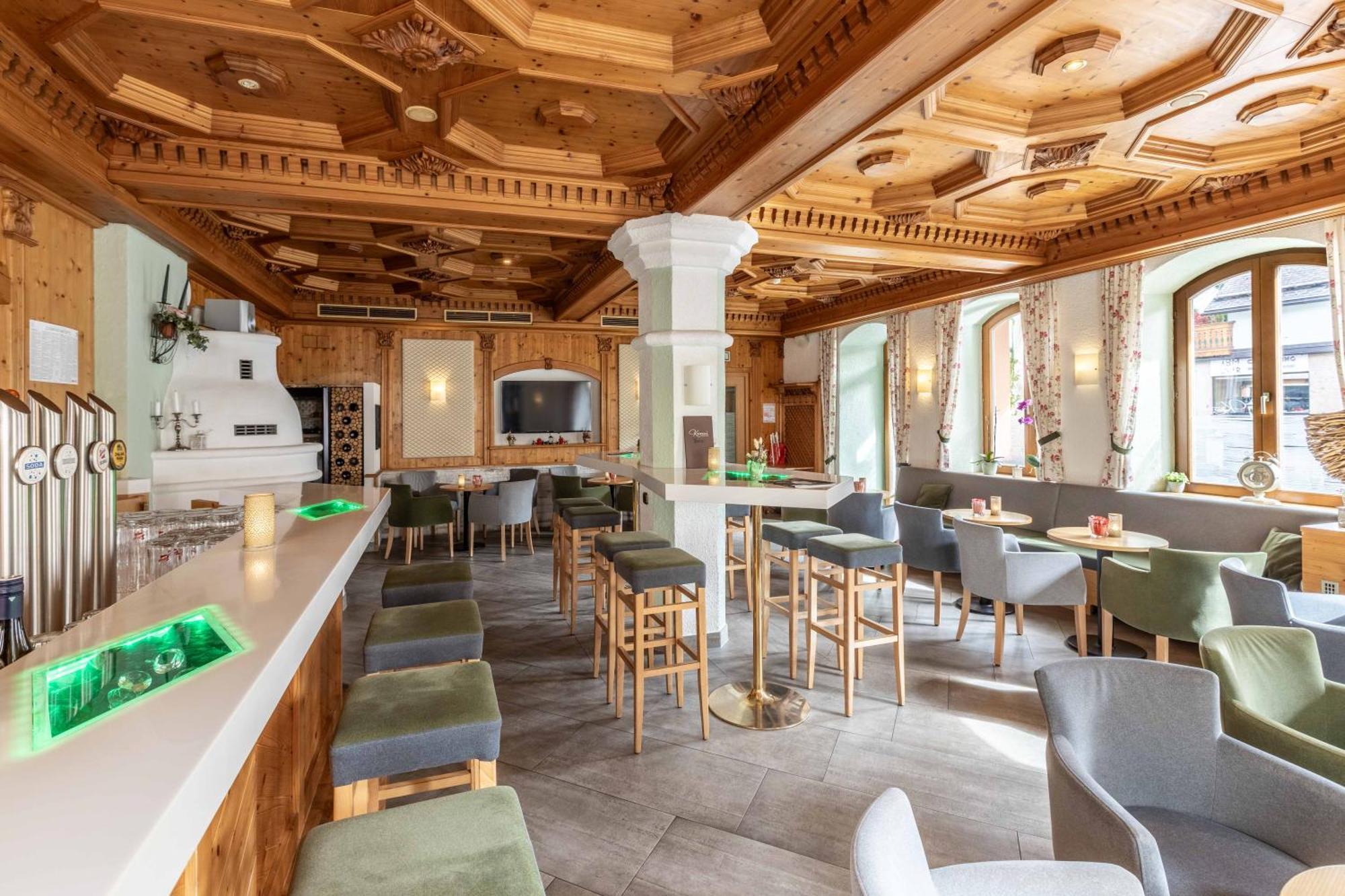 Hotel Post By Keyone Bad Mitterndorf Bagian luar foto