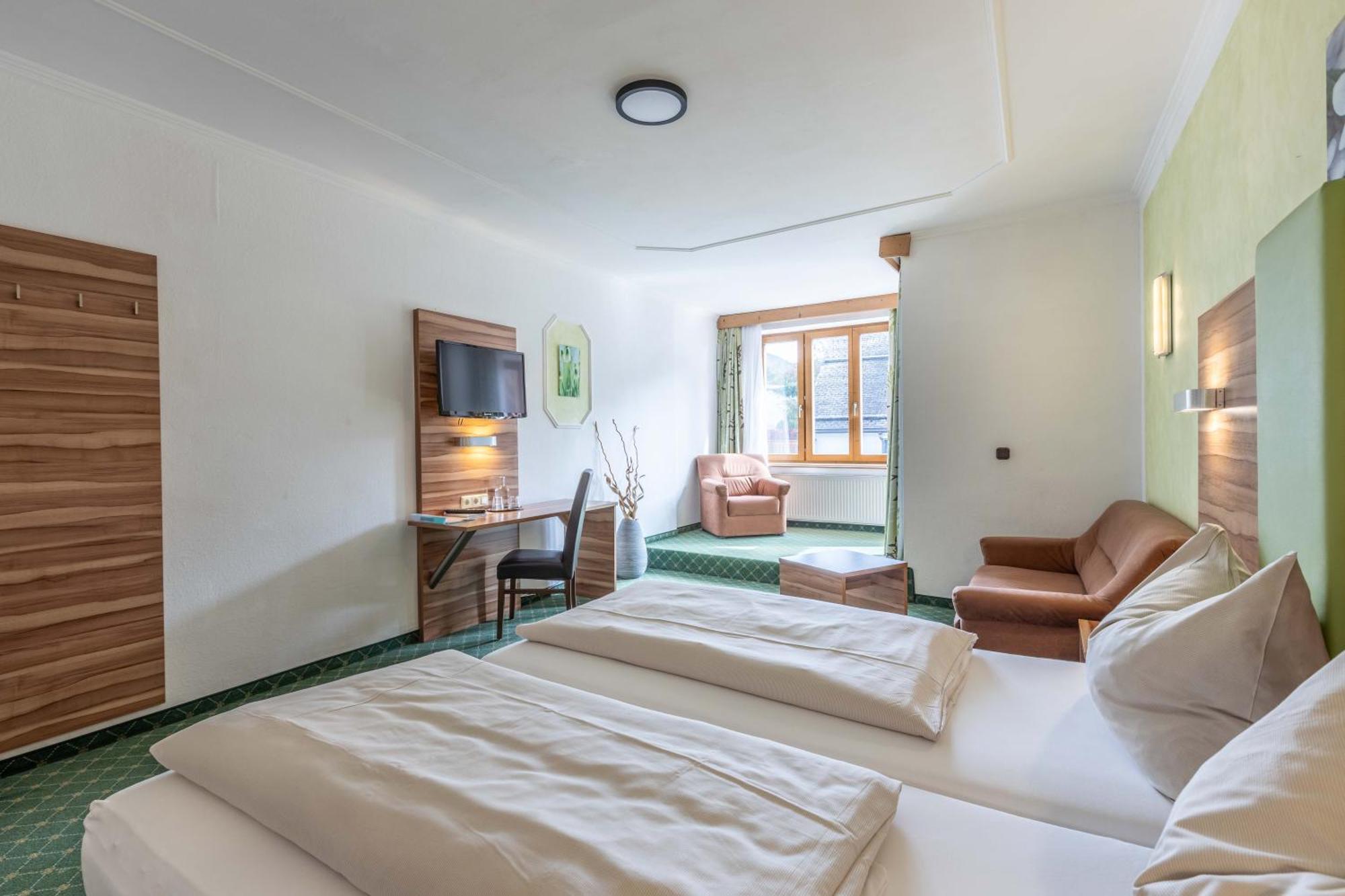 Hotel Post By Keyone Bad Mitterndorf Bagian luar foto